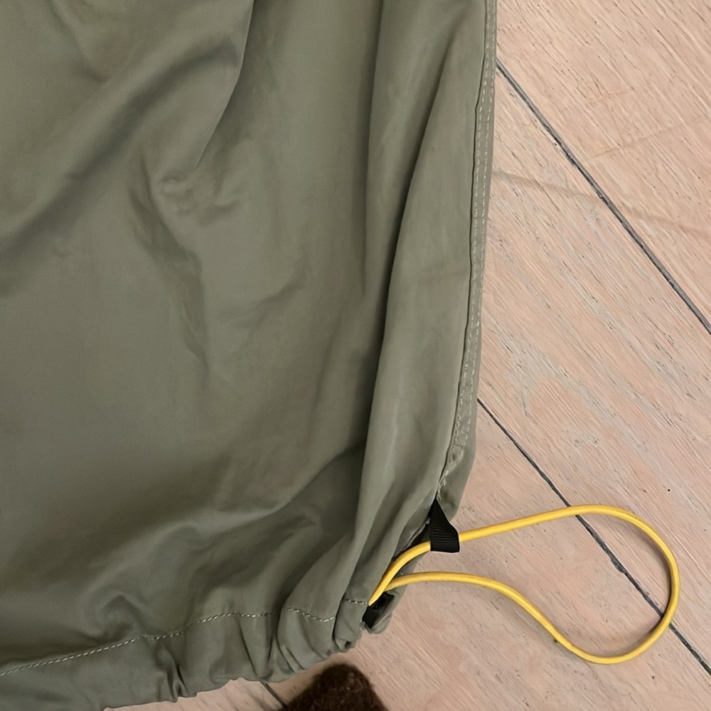 Brain dead parachute cargo pants, yellow accents - Picture 4 of 6